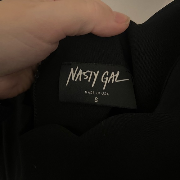 Black Scalloped Dress - Picture 3 of 3